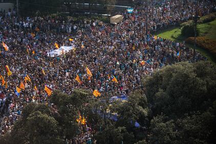 Barcellona in piazza per la pace dopo la strage sulla rambla 7