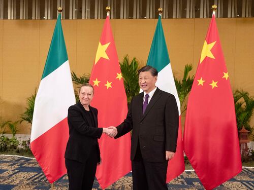 Diritti umani e export: il colloquio tra Meloni e Xi Jinping