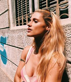 Michelle Hunziker: bikini perfetto a Varigotti 20