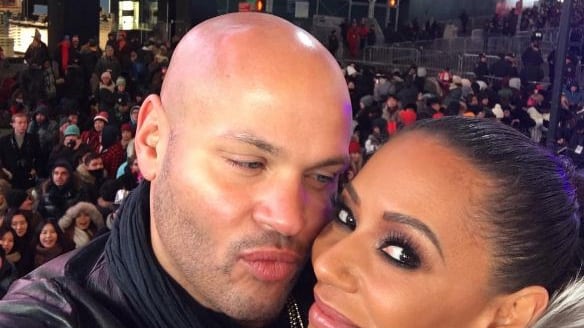 Ora parla la tata della ex Spice Girls: "Io, Mel B e suo marito avevamo una relazione a tre"