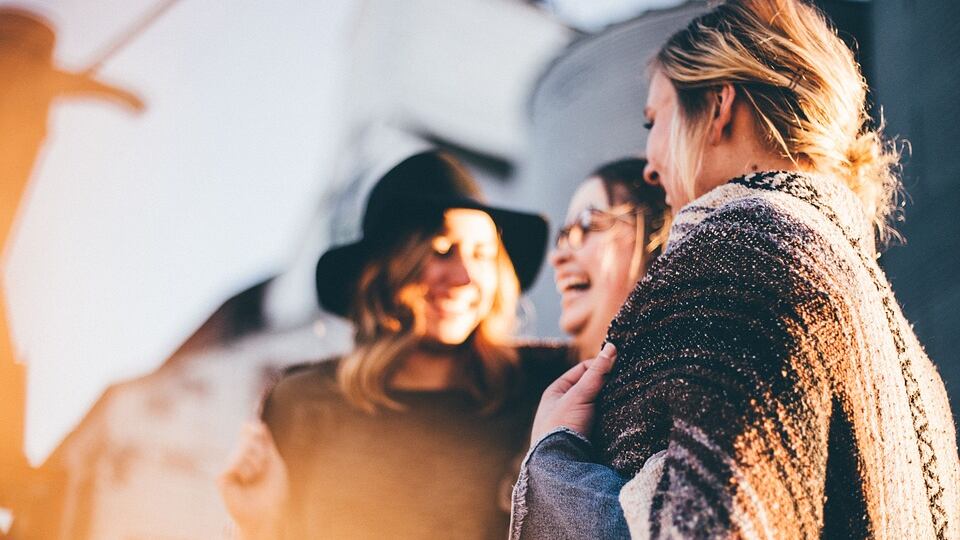 Uscire con le amiche è terapeutico