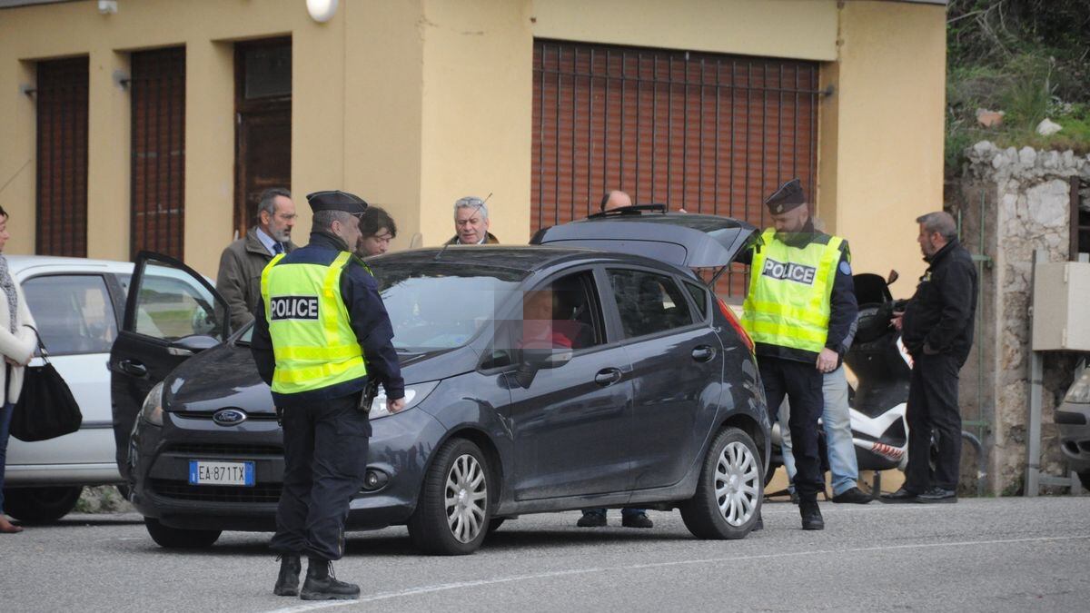 Treni francesi e Police in sciopero: frontiera nel caos a Ventimiglia