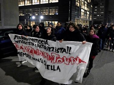 Milano, tensioni al convegno sulle foibe 13