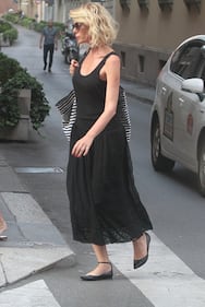 Alessia Marcuzzi hot in vacanza 8