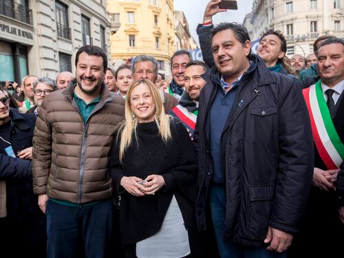 Salvini in piazza con la Meloni "Patto col Cav sui programmi"