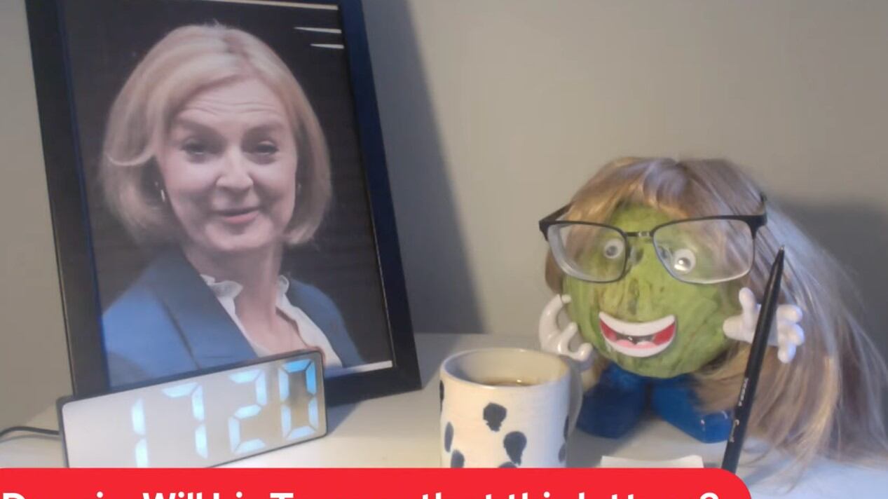 "Bye bye, complimenti alla lattuga...". E il Cremlino sfotte Liz Truss