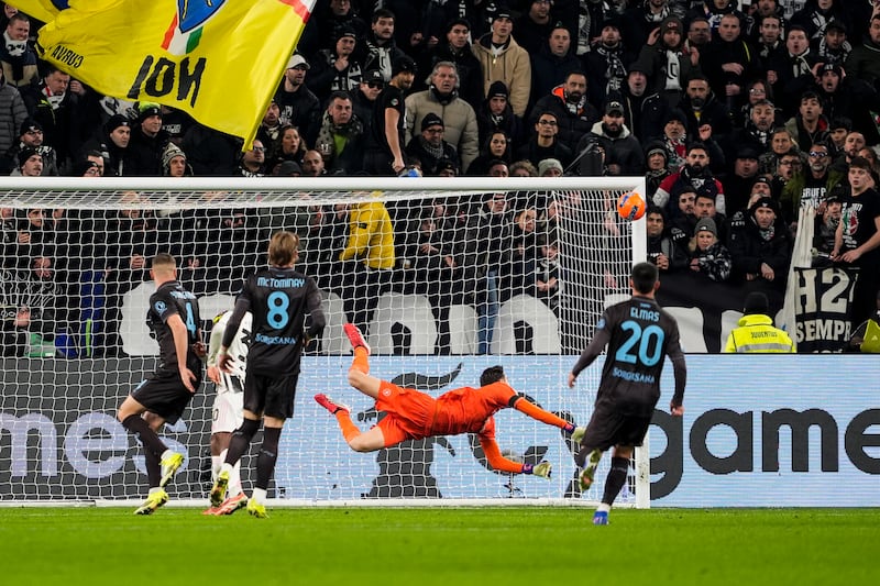 Juventus Napoli Thuram palo