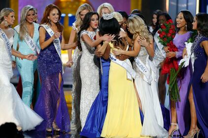 Nina, la prima Miss USA indiana 3