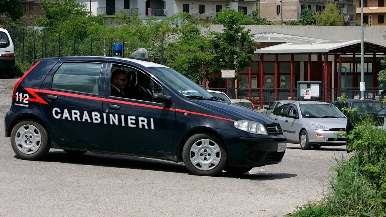 Cadavere di uomo murato in una villa