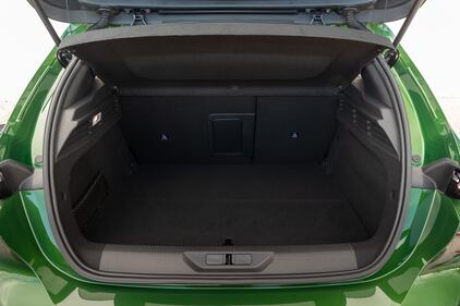 Peugeot e-308, guarda la gallery 23