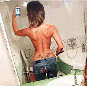 Sotto il vestito niente: Sarah Nile hot su Instagram 6