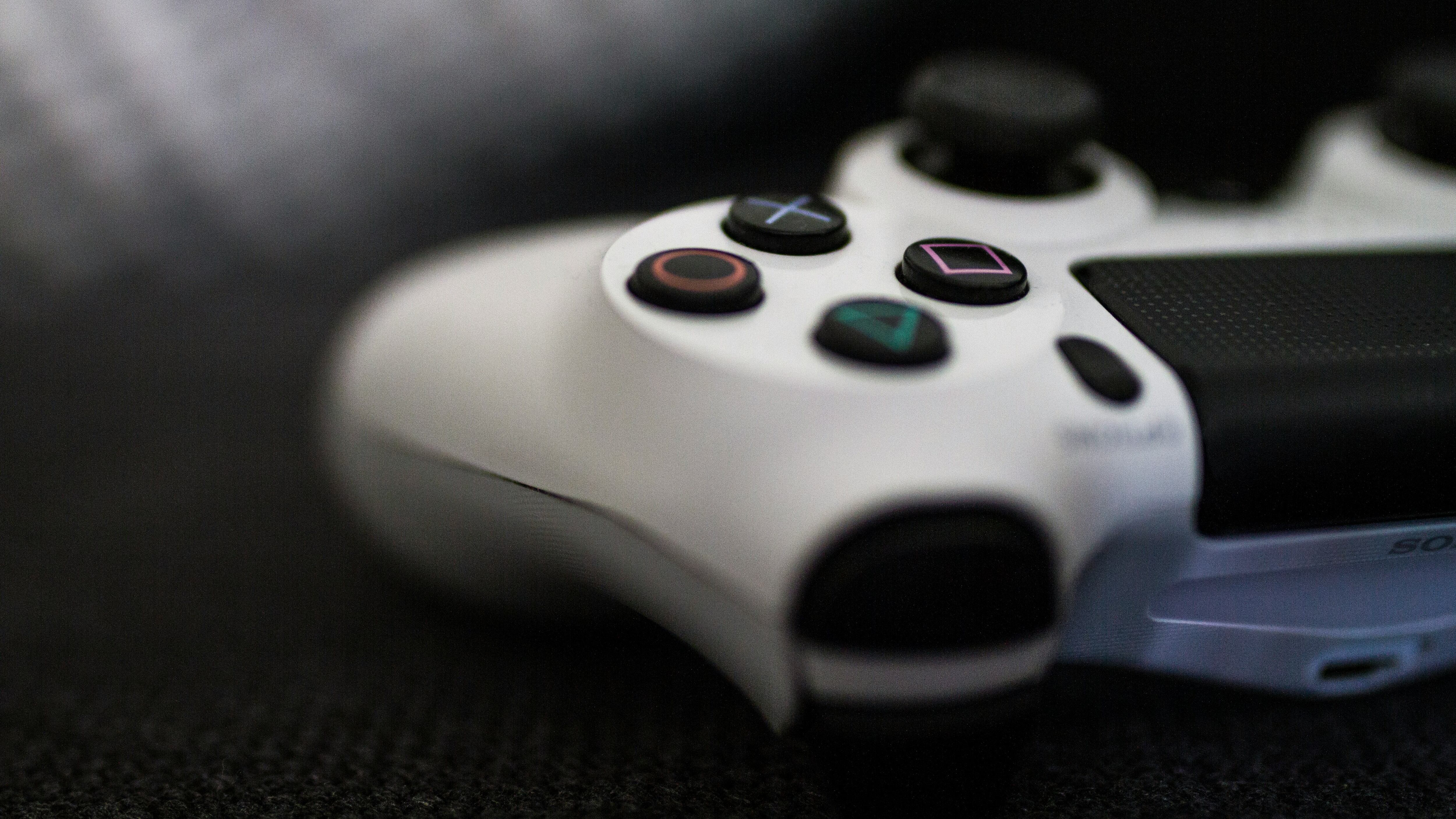 Annunci di nuove console e i giocatori rimpiangono quelle vecchie