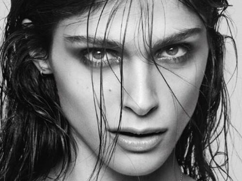 Elisa Sednaoui, la dea del Festival di Venezia