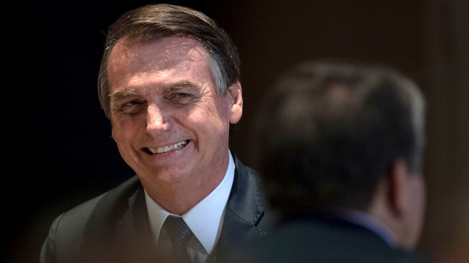 Brasile, Bolsonaro vuole impunità per civili che sparano ai criminali