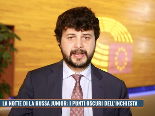 "C'è un viavai di persone". L'assurda teoria del Pd sulla casa di La Russa