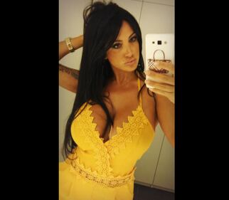Marika Fruscio nuda e procace su Twitter 12