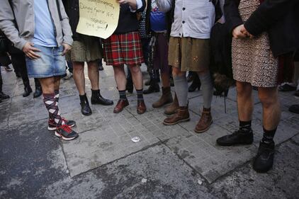 In minigonna contro gli stupri La protesta turca a Istanbul 4