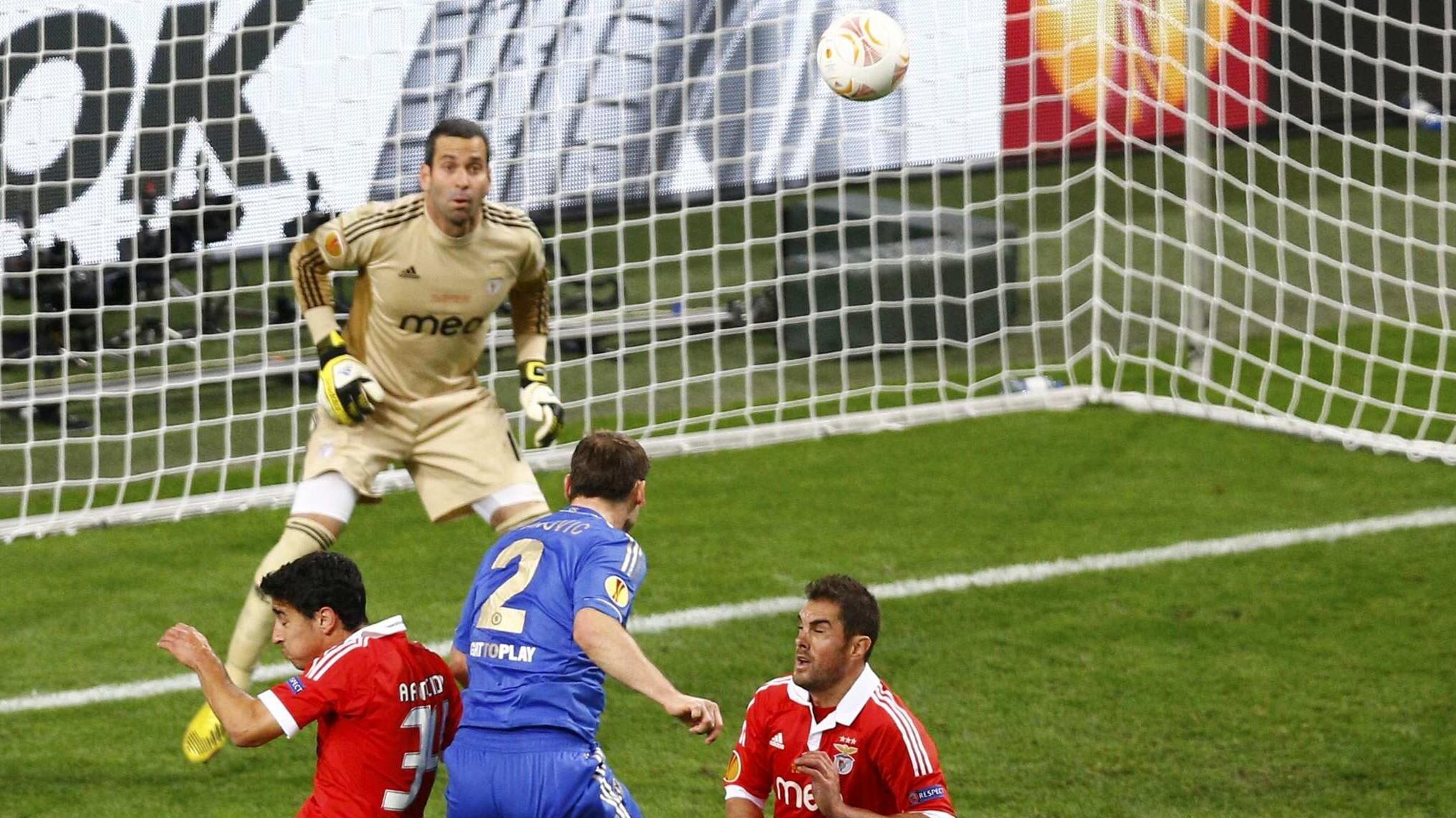 Chelsea sempre re di coppe Benfica, maledizione continua