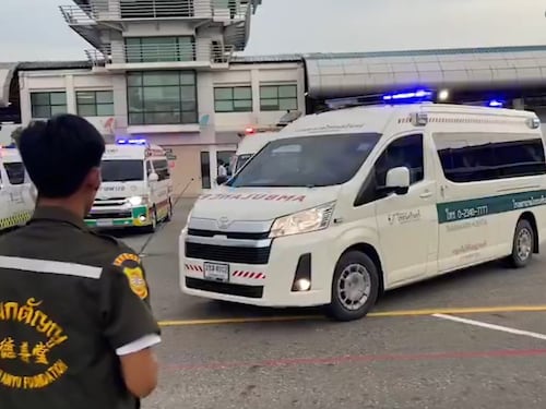 Turbolenza sul volo Londra-Singapore: un morto e tanti feriti, alcuni gravi