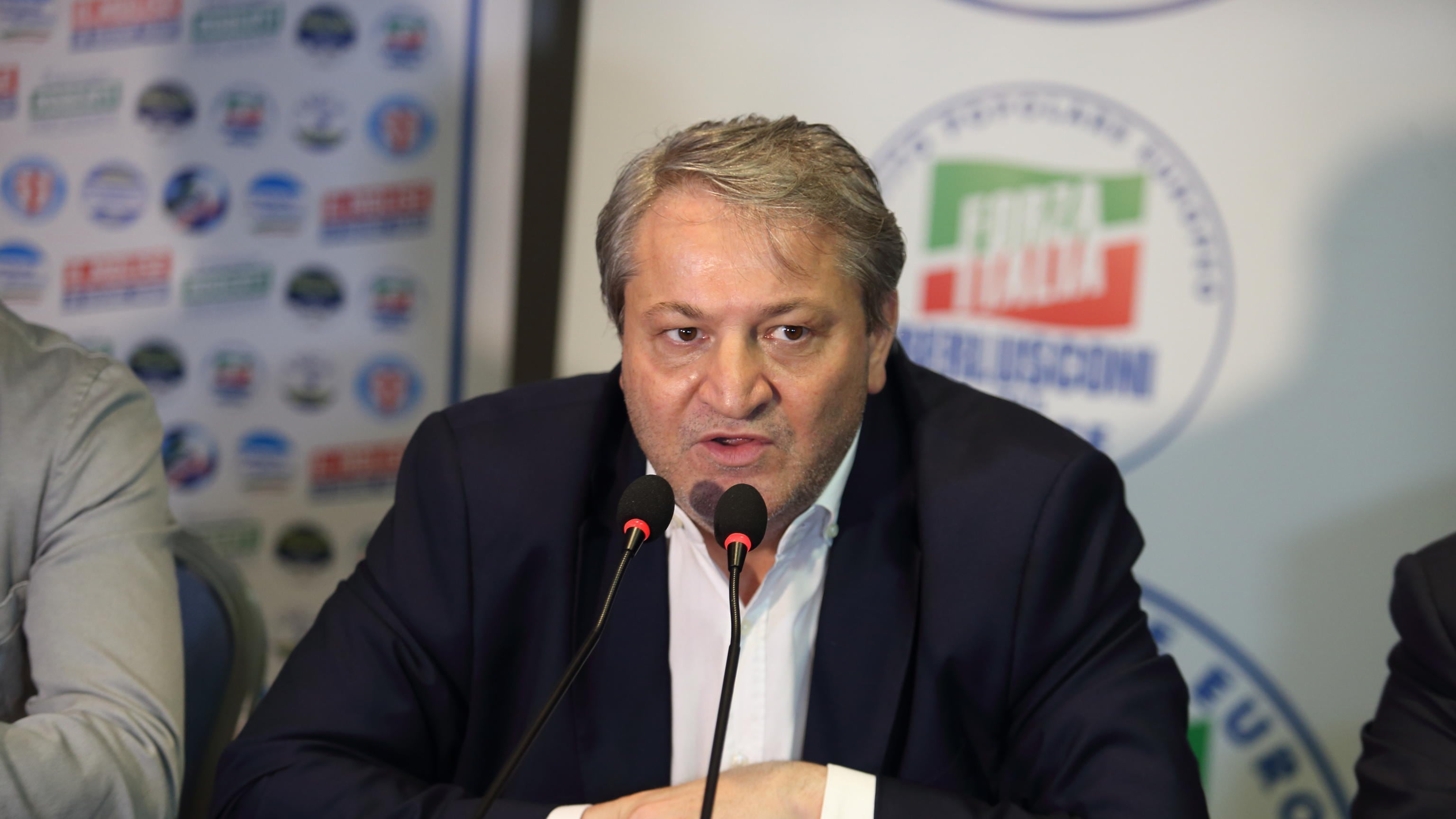 Molise, presidente indagato. "Sempre rispettato le leggi"