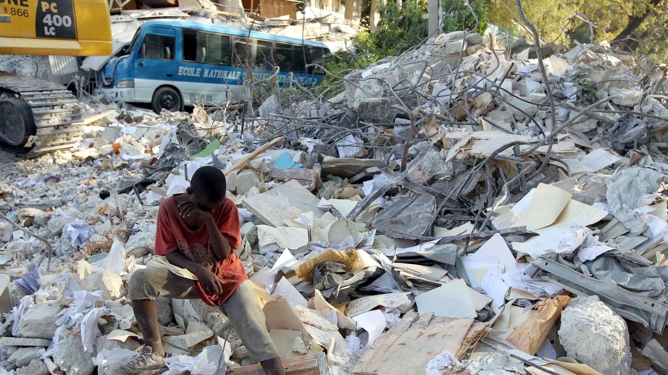 Oxfam, nuove accuse e dimissioni