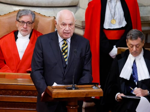 Lo scontro aperto magistrati-Nordio. "È una punizione"
