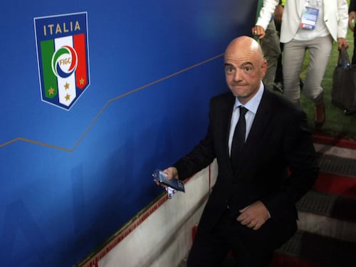 Vendita della Fifa, Infantino ci ripensa ma la Uefa lo scarica: “Tradita la fiducia”