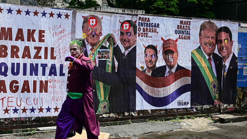 Brasile, la parola alle urne: attesa per il verdetto elettorale. Bolsonaro conduce con il 49%