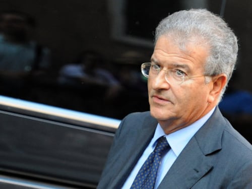Cicchitto: "Saremo durissimi con i magistrati di Milano, ma il governo regge"