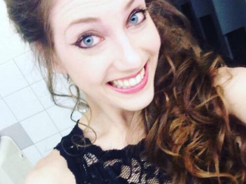 Maestra fa sesso con l'alunno: adesso rischia di finire in carcere