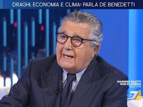 "Berlusconi al Quirinale? Consegno il passaporto". L'ultimo delirio di De Benedetti