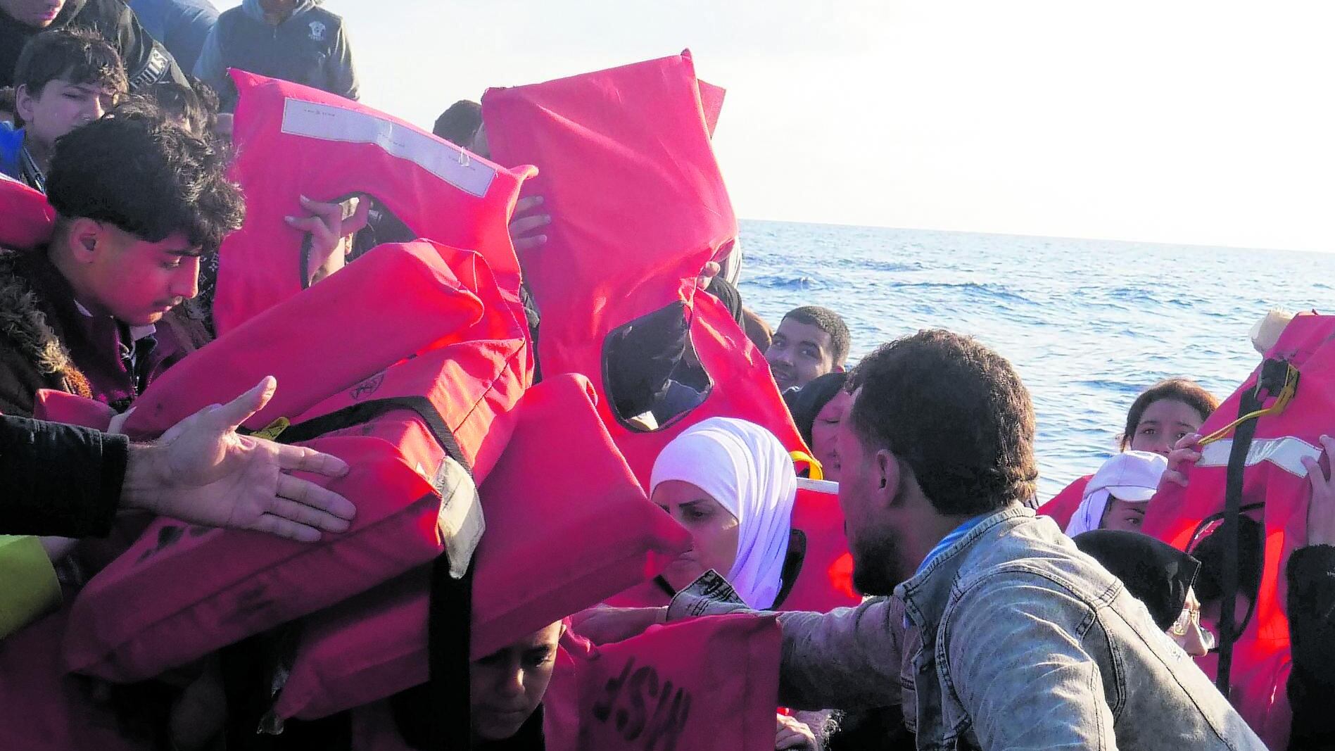 Il Copasir lancia l’allarme. "In Libia 700mila irregolari"
