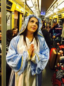 Valentina Nappi vestita da Madonna bannata su Facebook 6