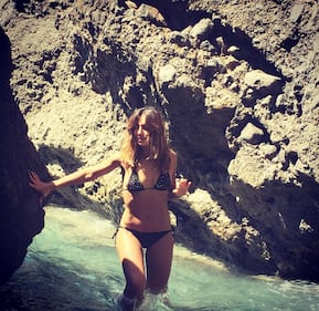 Ambra Angiolini sexy in bikini 1