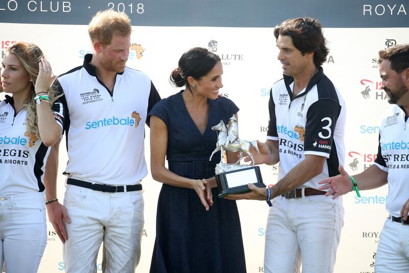 Meghan Markle e il Principe Harry alla partita di polo: foto 1