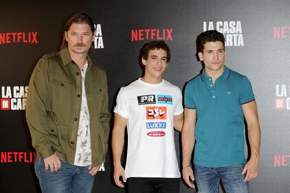 A Milano c'è il cast de "La Casa di Carta"  8