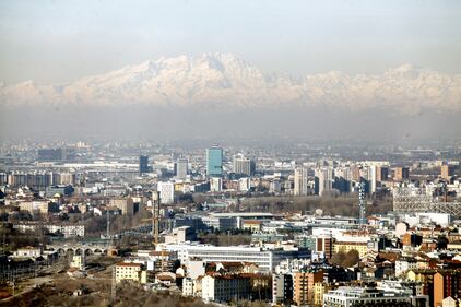Milano, le panoramiche scattate da Palazzo Lombardia mostrano una città incantevole 1