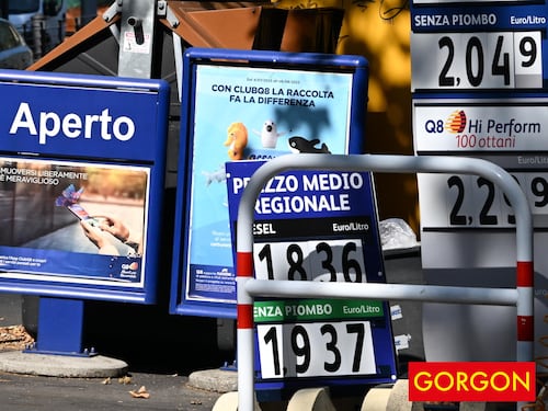 La satira del giorno. Autogrill
