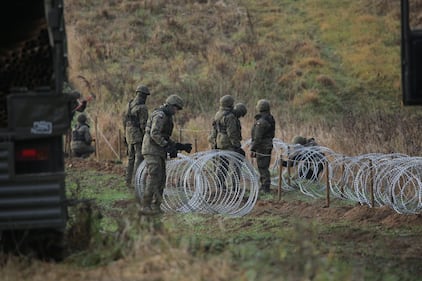 La Polonia ha iniziato la costruzione di una barriera lungo i confini con Kaliningrad 6
