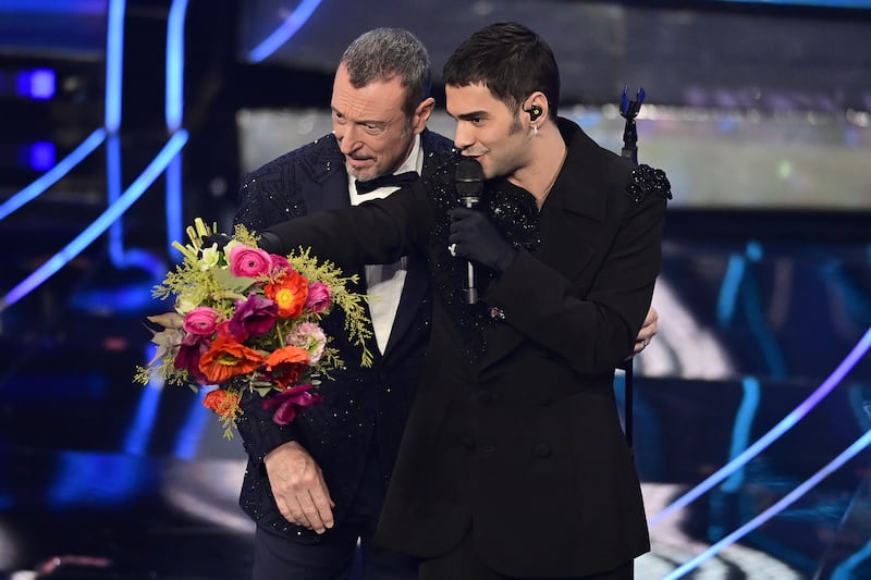 Sanremo 2024: ecco il look della finalissima del Festival di Maninni 5