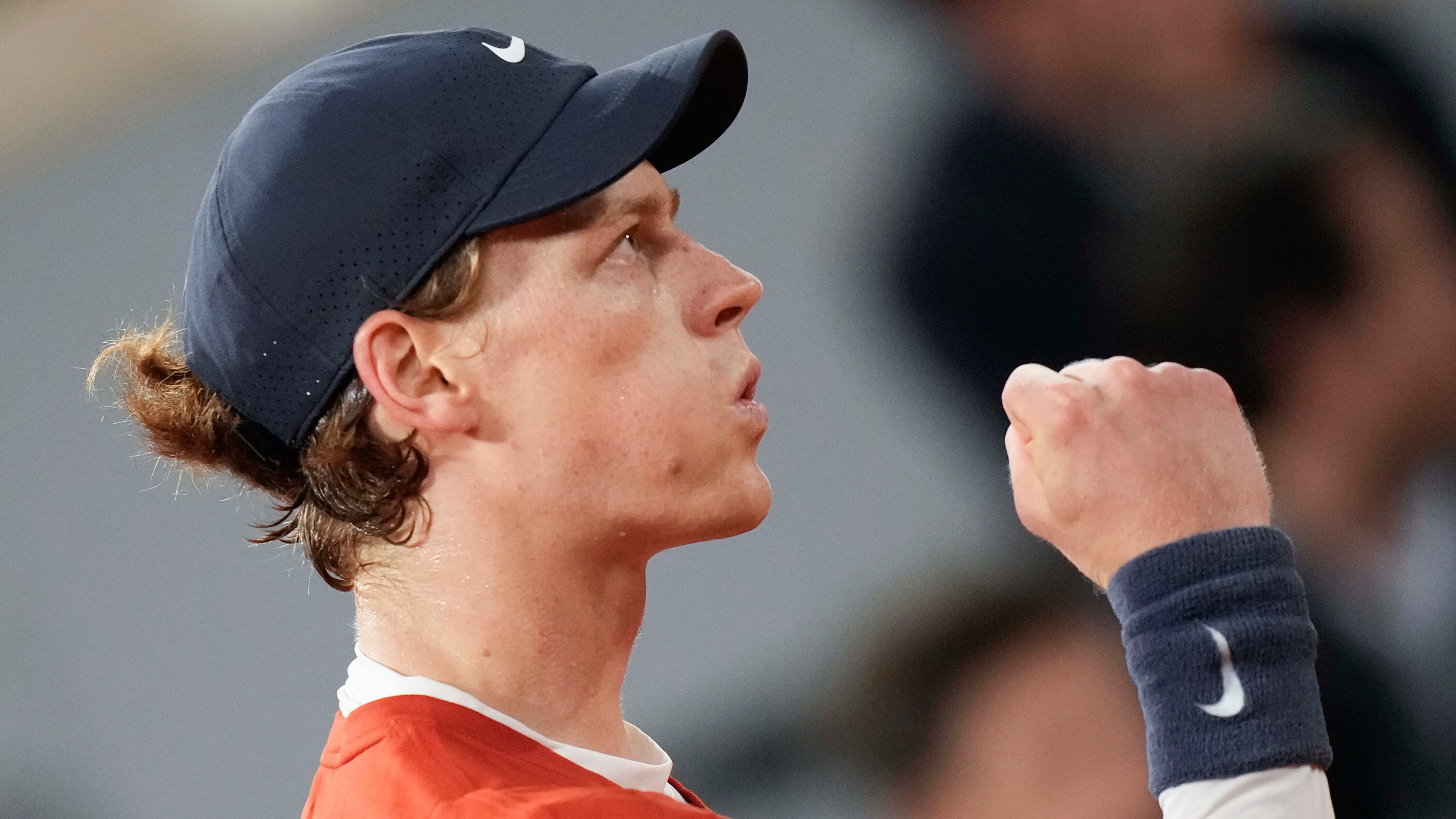 Roland Garros, Sinner elimina anche Kotov: vittoria in tre set, adesso gli ottavi