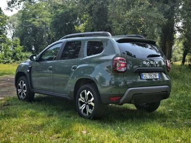 Dacia Duster gallery fotografica 10