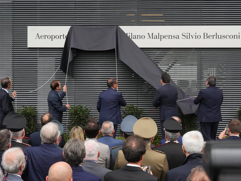 Malpensa intitolato a Berlusconi. “È stato un ponte. Credeva nel dialogo”