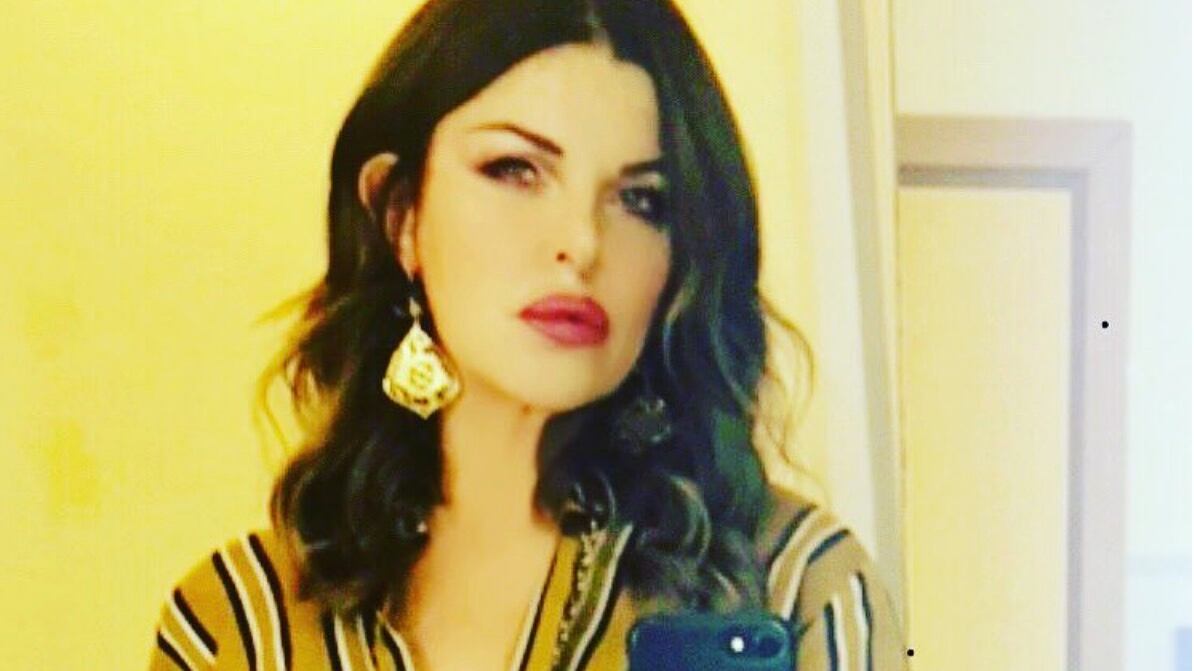 Alba Parietti fuori controllo: "Non voglio un uomo che mi sc... tre ore"