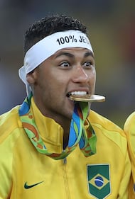 Rio, la gioia verdeoro per l'oro nel calcio 17