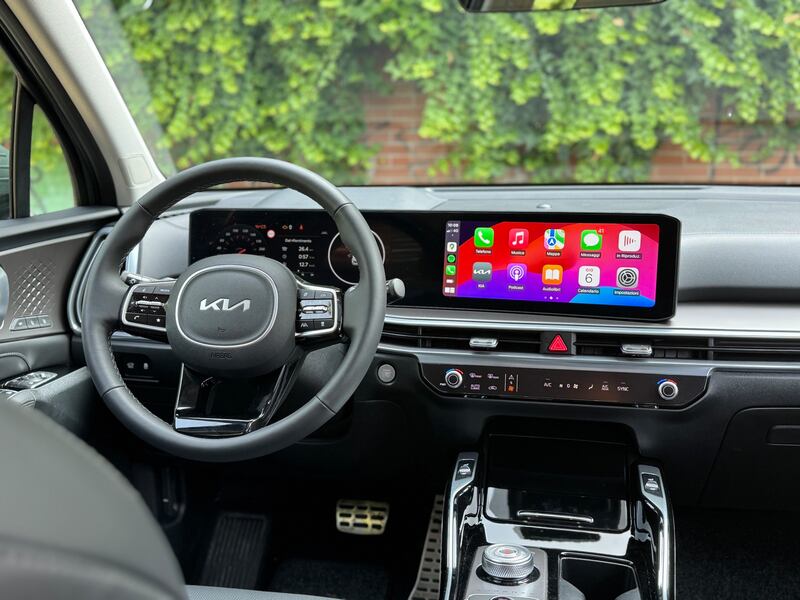 Kia Sorento 2024: guarda la gallery del rinnovato SUV da famiglia, anche Diesel 15