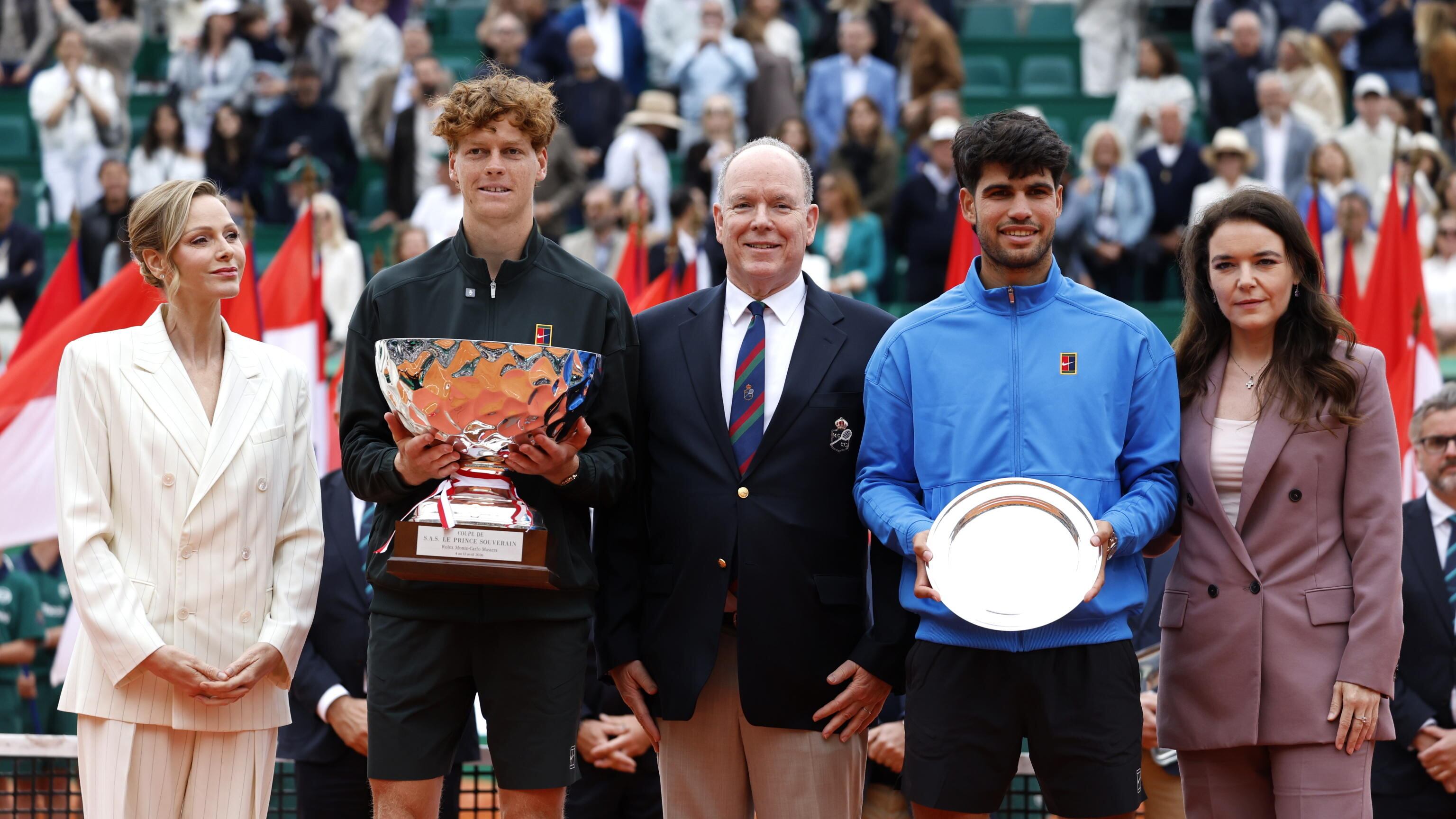 Montecarlo, Sinner batte Alcaraz e si prende la vetta Atp | 7-6, 6-3