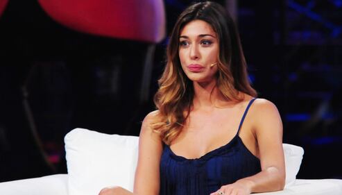 Belen Rodriguez sexy senza trucco 15