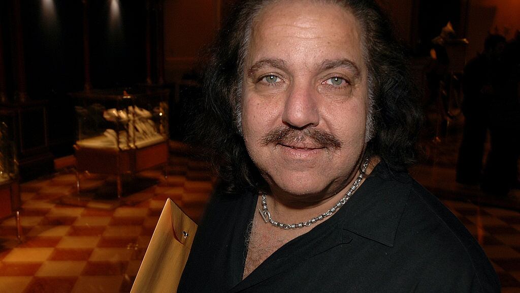 Il re del porno Ron Jeremy è nei guai: rischia 250 anni di galera