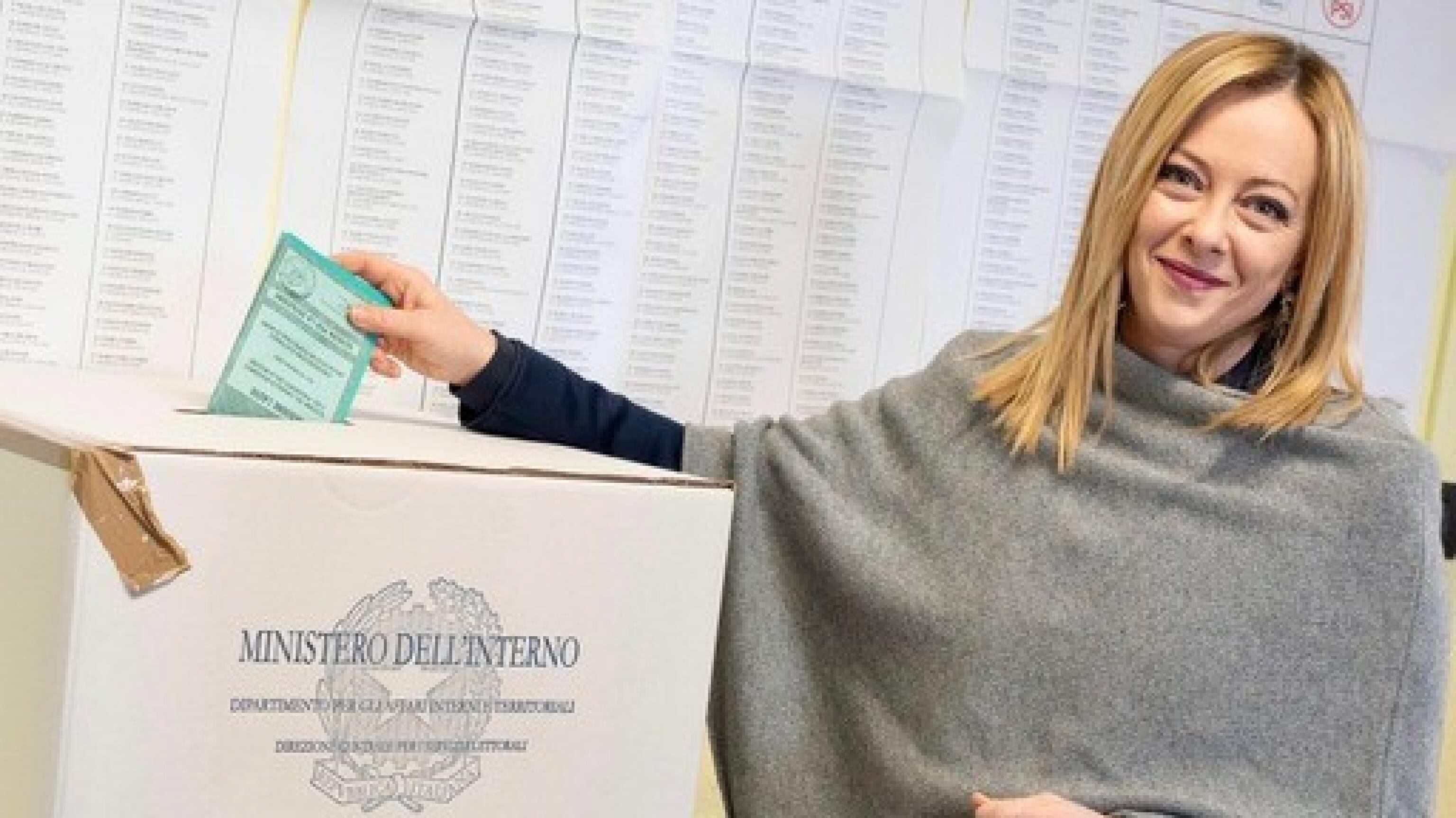 L'affluenza spaventa Meloni. Timori su Salvini assediato e visita a Varsavia in bilico